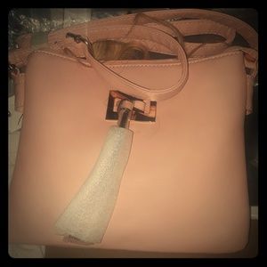 Emporia vegam Leather pink purse with tassels
